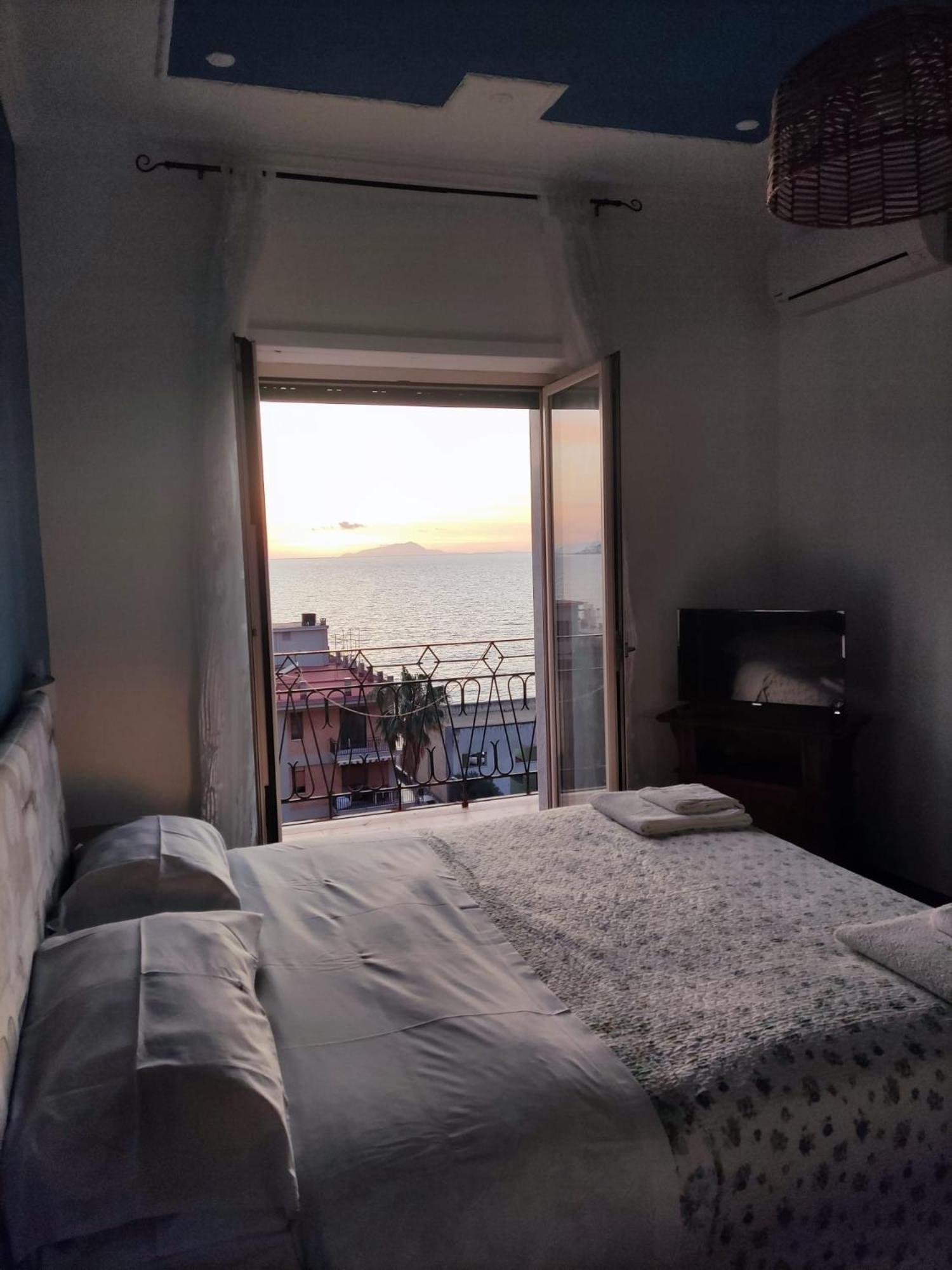 House Of Sun 2016 Apartment Castellammare di Stabia Exterior photo
